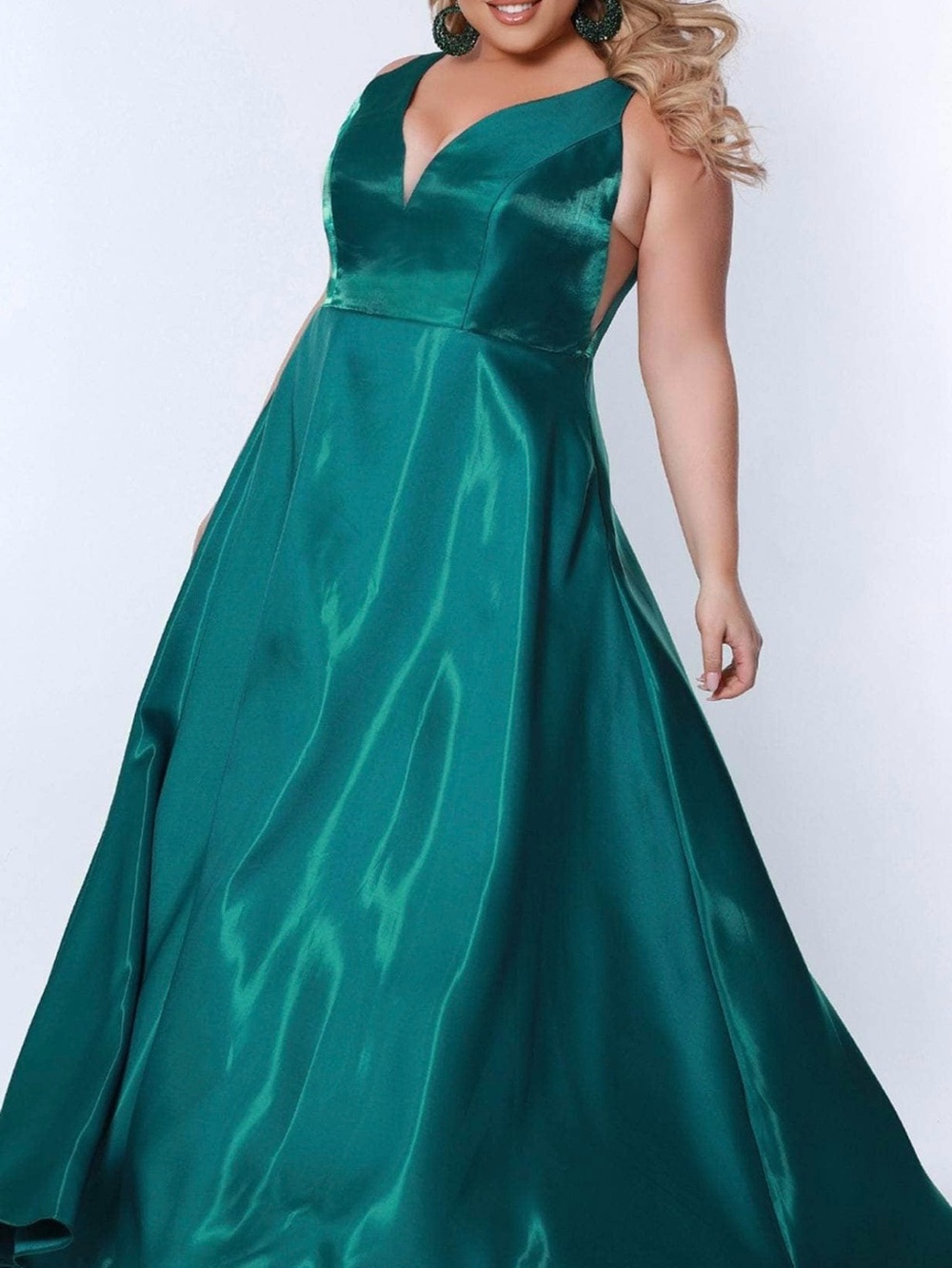 Plus Size Emerald Green Formal Gown